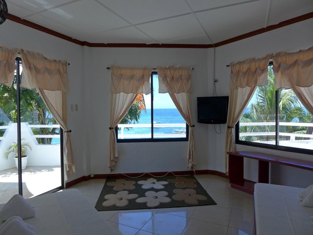 ホテルIsis Bungalows パングラオ 部屋 写真